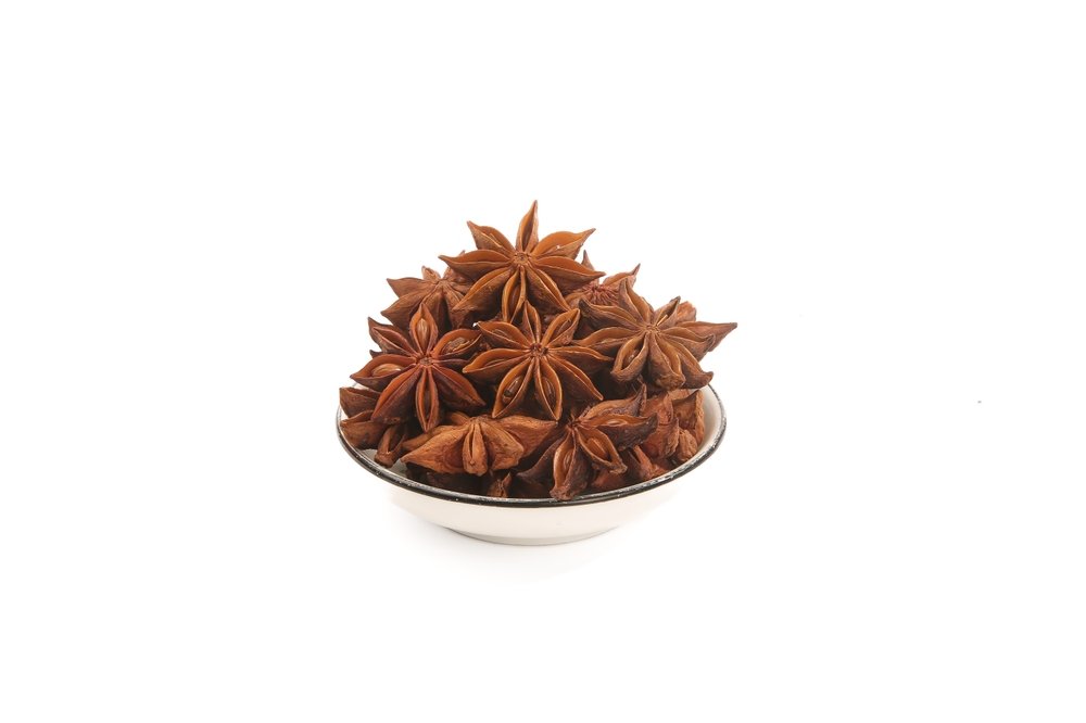 Fresh,Star,Anise,Spice,From,Guangxi,In,White,Bowl,,Perfect